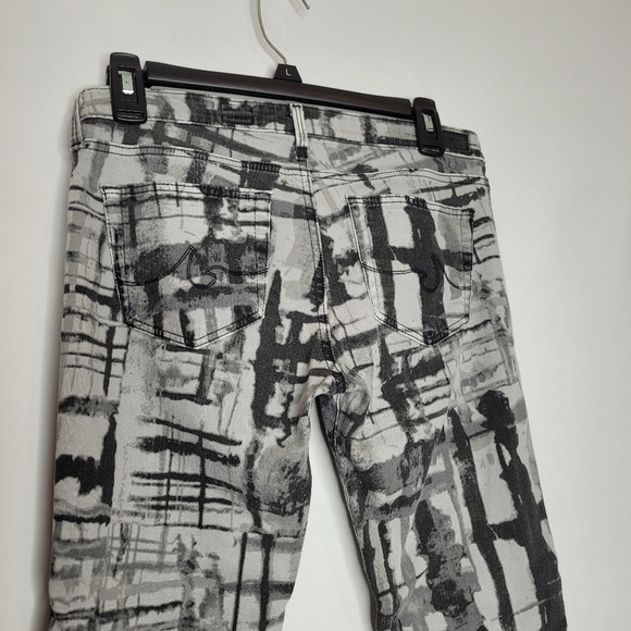 AG The Absolute Legging Jeans in Gray - Picture 10 of 14